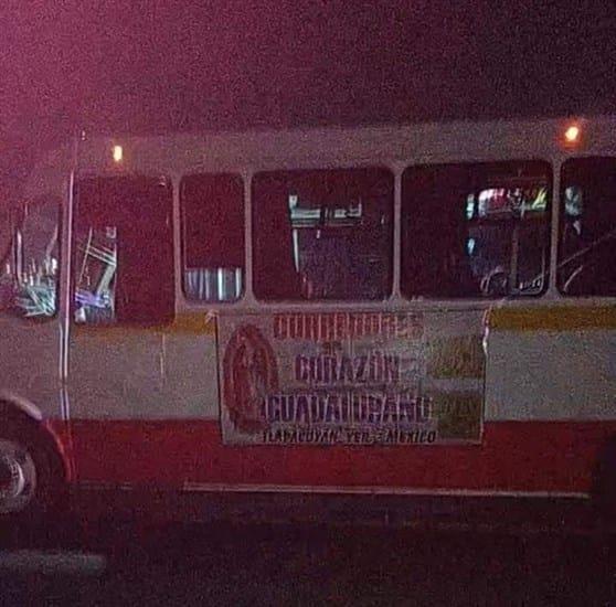 Peregrinos de Tlapacoyan se accidentan en el municipio de Texcoco