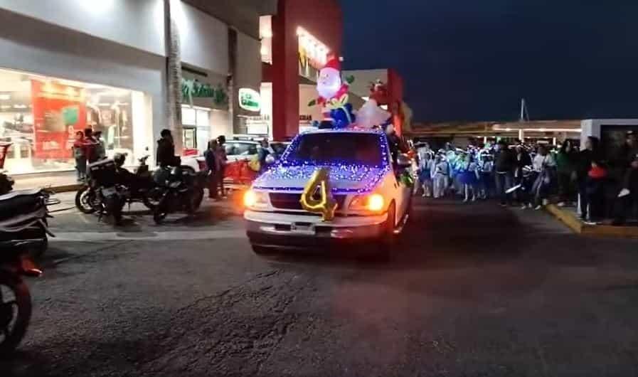 Esplendoroso el desfile navideño en zona norte de Veracruz