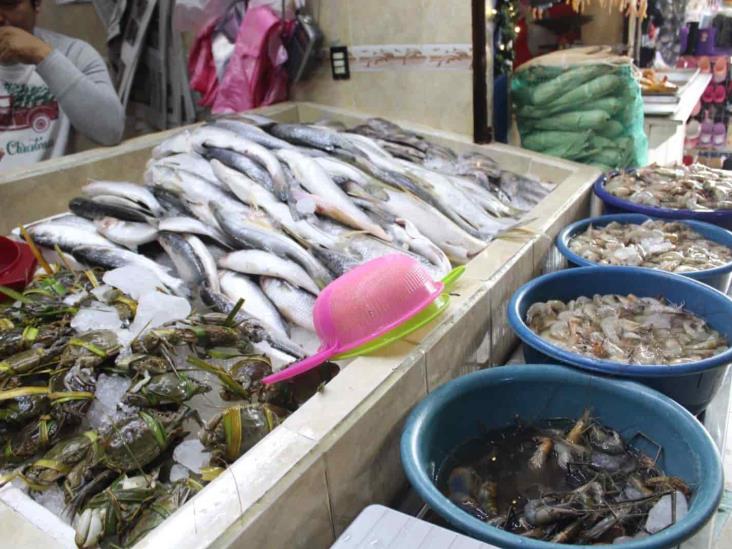 Por navidad, precio del pescado se eleva en Misantla