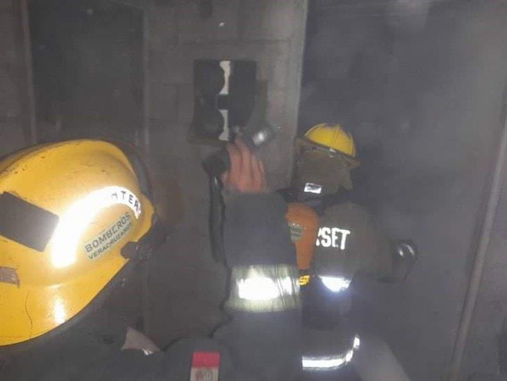 Accidente decembrino: veladora causa incendio en una vivienda de Fortín