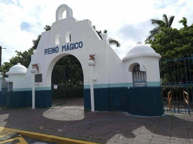 Inauguran rehabilitación del parque Reino Mágico en Veracruz