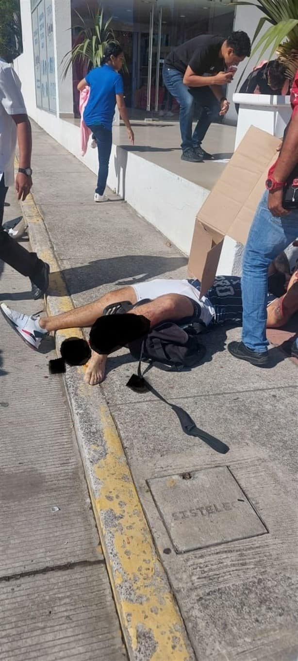Motociclista termina en el hospital tras mal manejo de automóvil en Veracruz