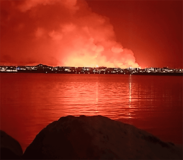 Ciudadanos y servicios de Islandia se ven amenazados por erupción volcánica