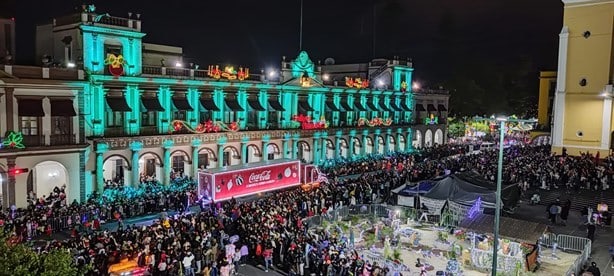 Caravana Coca Cola en Xalapa reúne a cientos de personas en el centro de la ciudad (+Video)