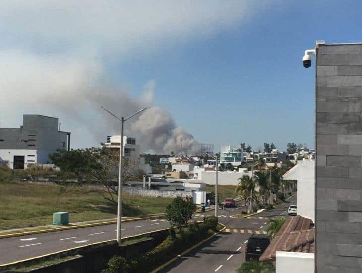 Incendio en predio de Boca del Río causa alarma en la población