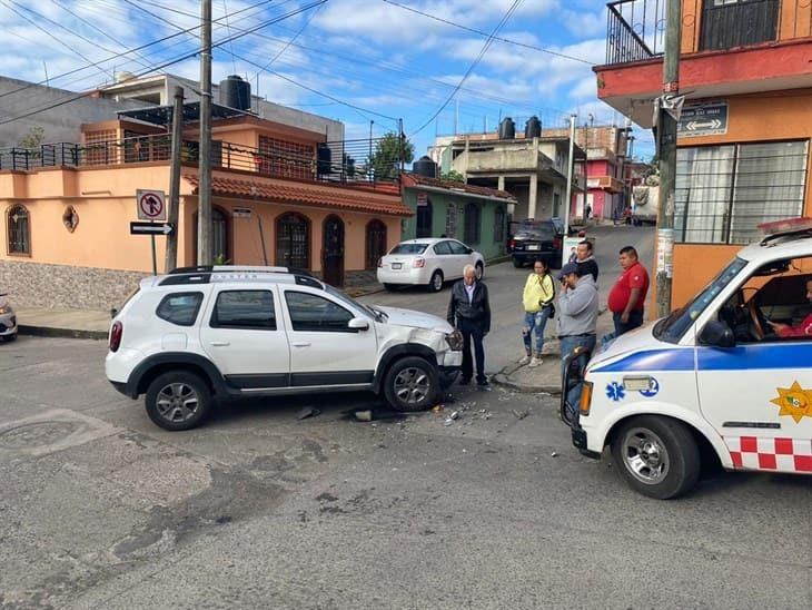 Choque de dos camionetas en la colonia Francisco Villa