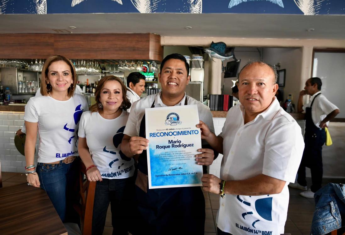 Restaurante de mariscos El Jaibón celebra su aniversario número 13 en Boca del Río