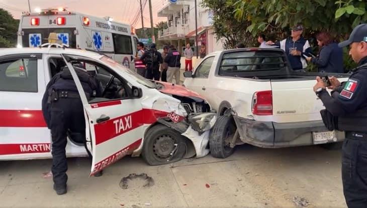 Accidente automovilístico deja un lesionado en el Boulevard Colosio de Martínez de la Torre