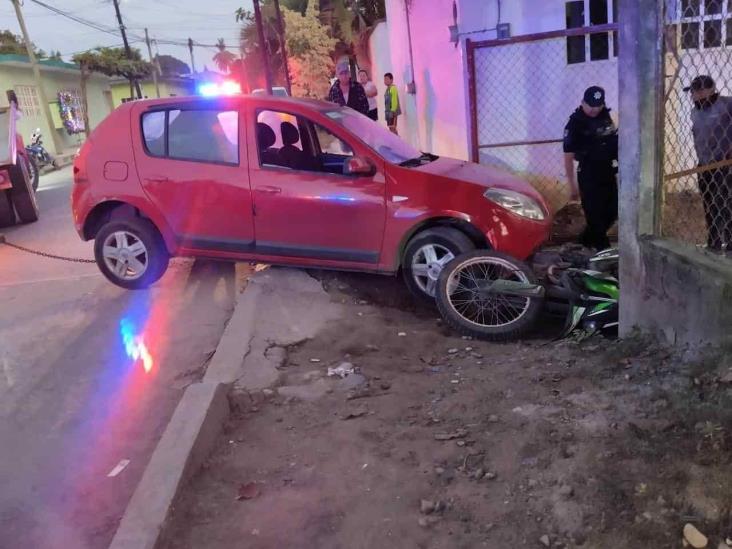 Mujer policía es detenida por atropellar a motociclista en Martínez de la Torre
