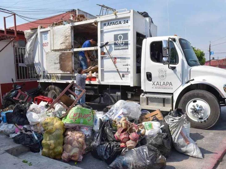 Xalapa enfrenta aumento de basura por Navidad y Año Nuevo