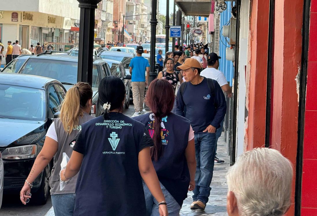 Se disparan ventas en centro de Veracruz por cena navideña