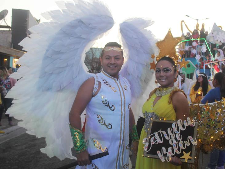 Familias veracruzanas gozaron del Primer Desfile Navideño 2023