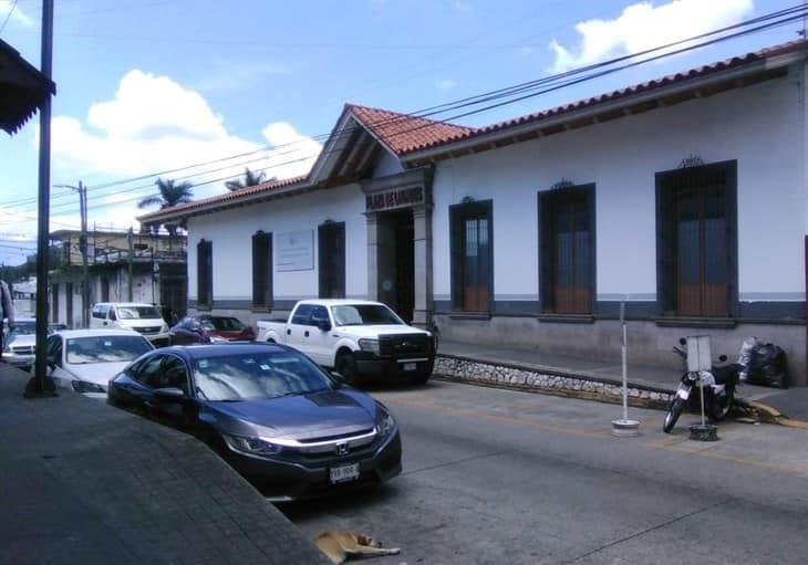 Asalto a hombre; lo despojan de 150 mil pesos en Amatlán