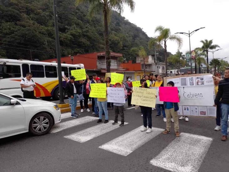 Exigen en IMSS Orizaba regreso de oncólogo pediatra; no le dieron base (+Video)