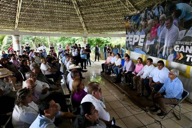 Sociedad civil definirá agenda del Frente por Veracruz: Pepe Yunes Zorrilla