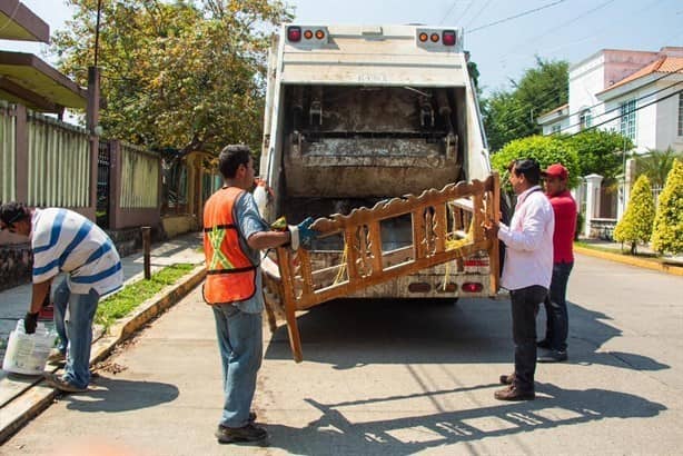 Sacan 245 toneladas de cacharros en hogares de Poza Rica