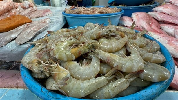 Baja venta de pescados y mariscos en fin de año en Poza Rica