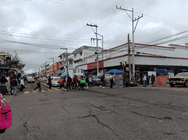 ¡A reventar! Mercados llenos previo a fin de año en Veracruz
