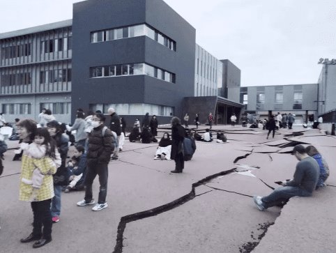 Japón recibe el año nuevo con un terremoto y alerta de tsunami