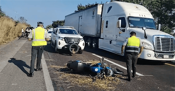 Motociclista en estado de ebriedad se accidenta en carretera Veracruz-Xalapa