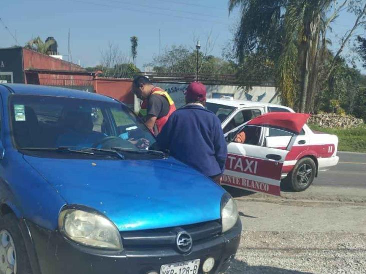 Tres lesionados y caos vial en Fortín tras accidente en carretera