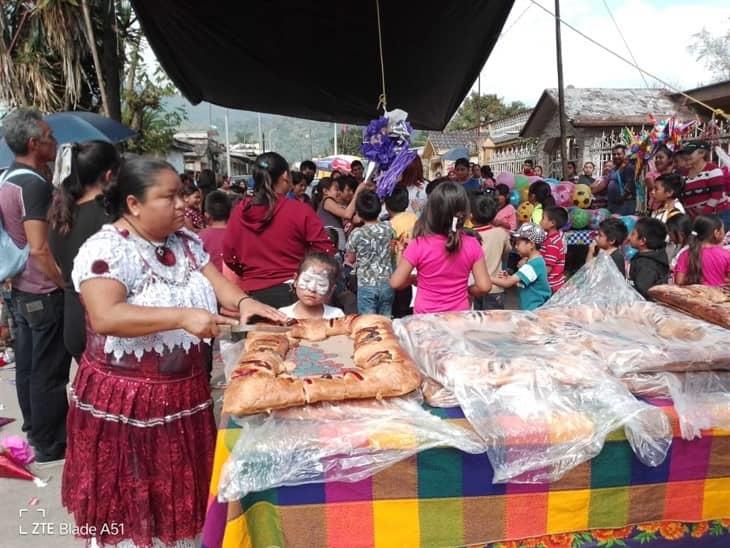 Asociación Mujeres Voluntarias realiza actividades para niños y jóvenes indígenas de Ixhuatlancillo