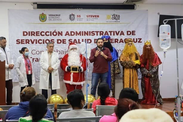 ¡Llegan los Reyes Magos a Poza Rica! Entregan juguetes a niños del Hospital Regional