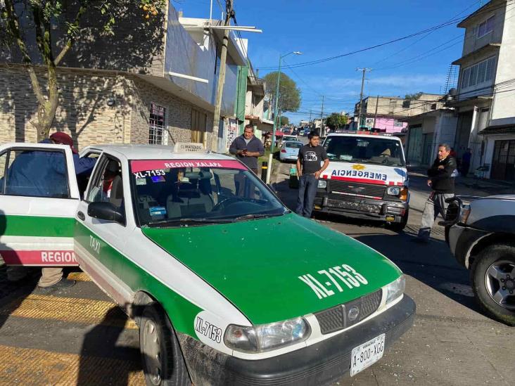 Xalapa: Fuerte choque en la colonia Revolución deja 2 lesionados