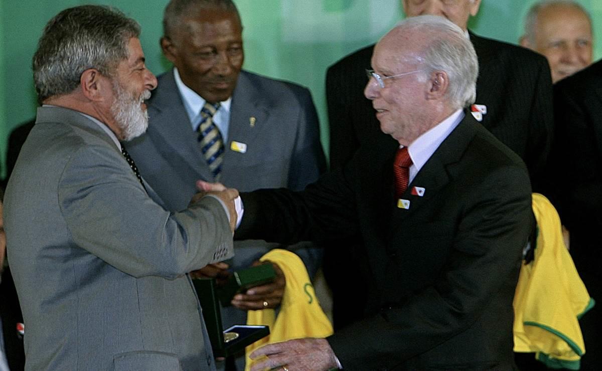 Decreta Brasil 3 días de luto nacional por Mario Zagallo