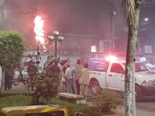 Incendio acaba con un domicilio en el municipio de Atoyac