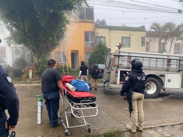 Incendio consume vivienda en fraccionamiento de Xalapa