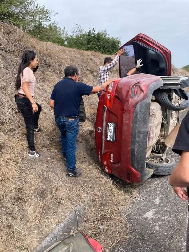 Volcadura en la Córdoba-Veracruz deja tres mujeres lesionadas