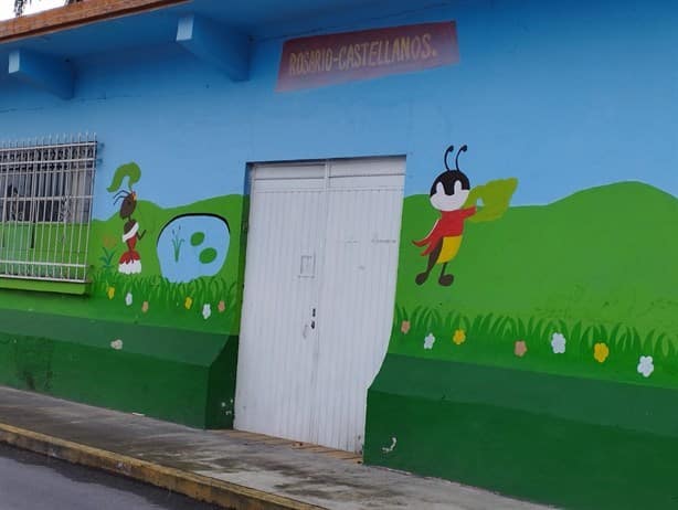 Kínder en Orizaba se queda sin maestros y deja sin clases a niños