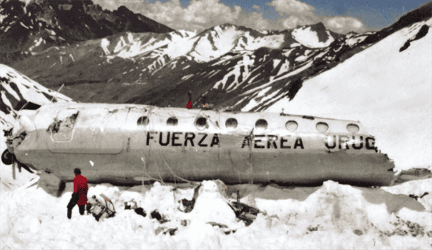 ¿Por qué se estrelló el avión en los Andes y cómo logró sobrevivir la gente?