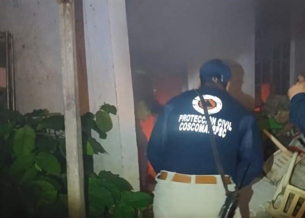 Hombre lanza explosivo casero dentro de una casa en Coscomatepec