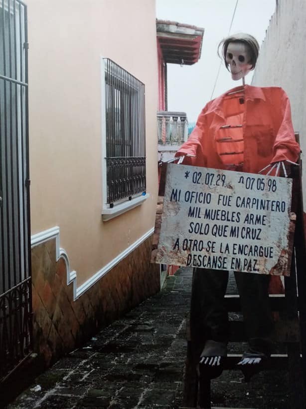 Clausuran exposición “Las Catrinas están de ronda” en Xalapa