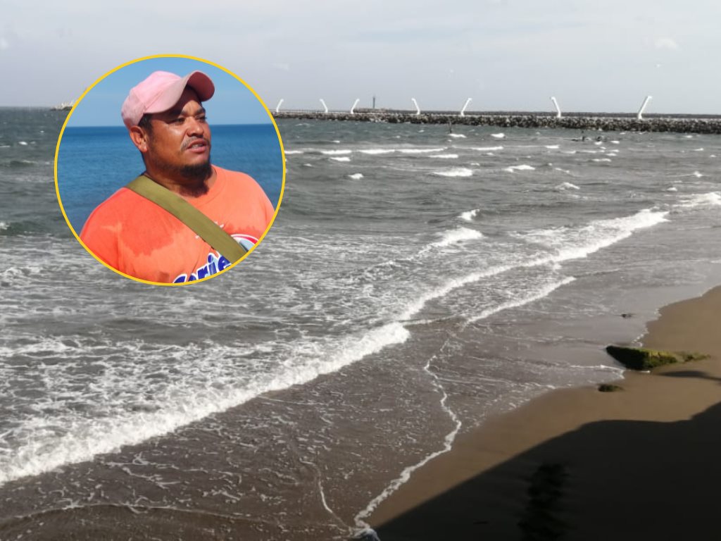 Migrante se viste de héroe y salva a jovencitas de ahogarse en la playa de Coatzacoalcos