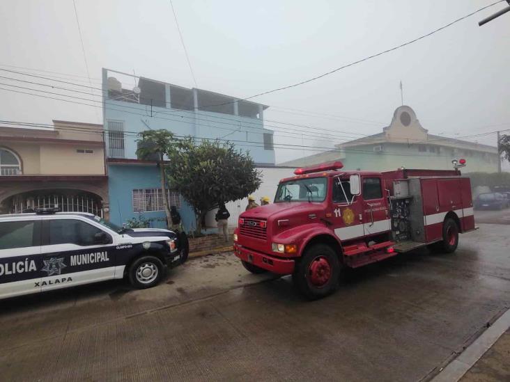 Explosión en Xalapa por acumulación de gas en estufa rompe tranquilidad de colonia