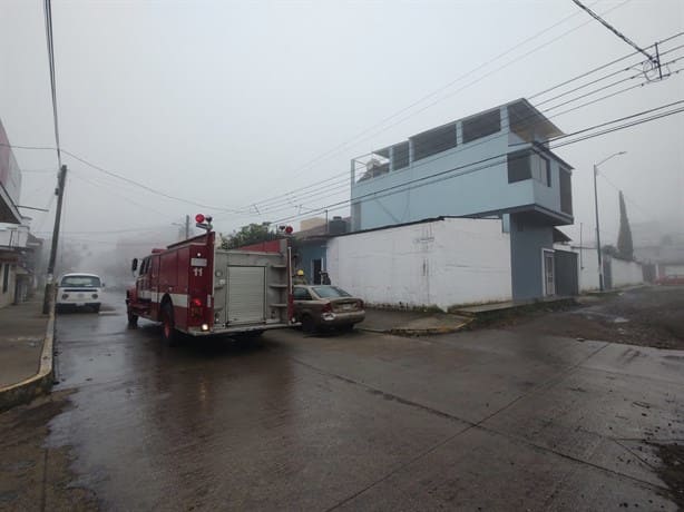 Explosión en Xalapa por acumulación de gas en estufa rompe tranquilidad de colonia