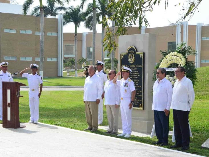 Rinden Homenaje a la Generación 1969-1974 de la Heroica Escuela Naval