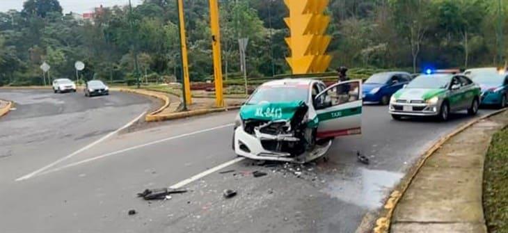 Se registra choque frente al Velódromo de Xalapa