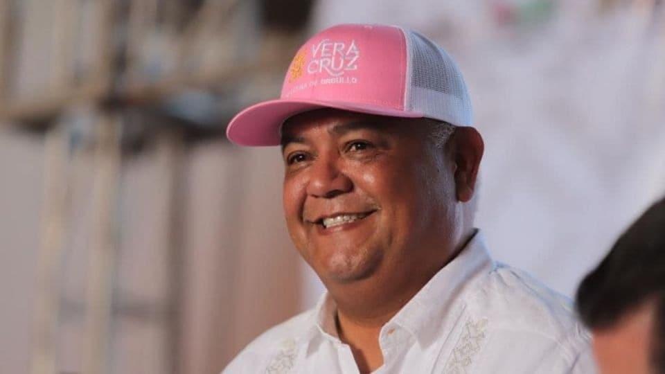 Eric Cisneros sigue con las manos metidas en Veracruz