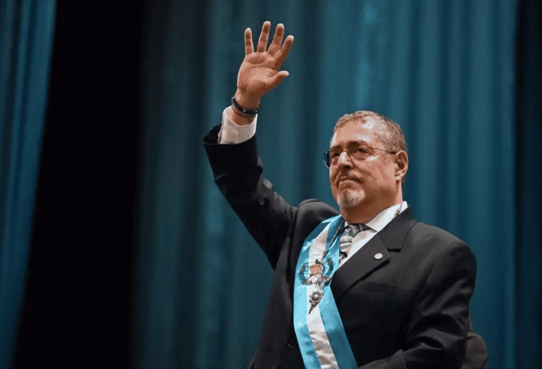 Líderes políticos del mundo felicitan a Bernardo Arévalo en su toma de protesta