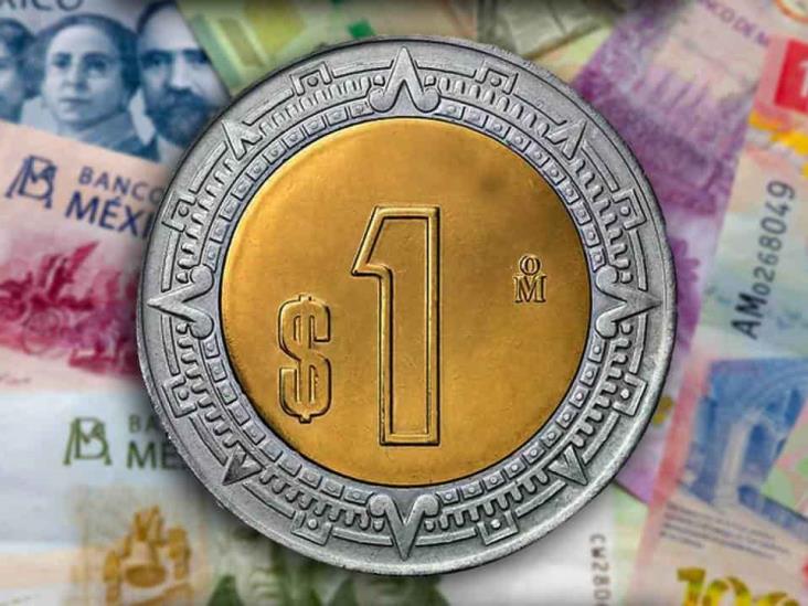 Peso mexicano pierde terreno frente al dólar; llega a las 17 unidades