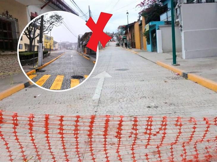 Negocios se van a la quiebra por obra en calle de Santos Degollado en Xalapa