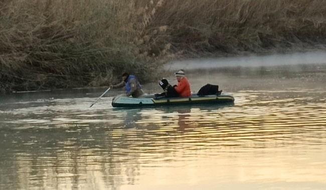 Rescatan a migrantes en aguas de Río Bravo