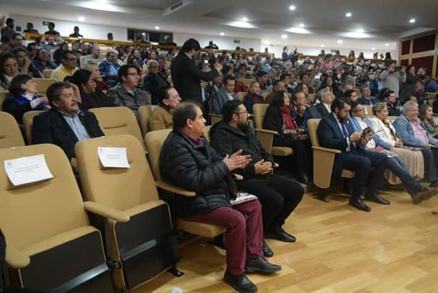 Derechos de trabajadores activos y pensionados, prioridad, destaca Ivonne Cisneros