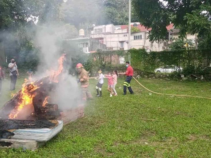 Jefe de Bomberos de Misantla analiza proyectos para 2024