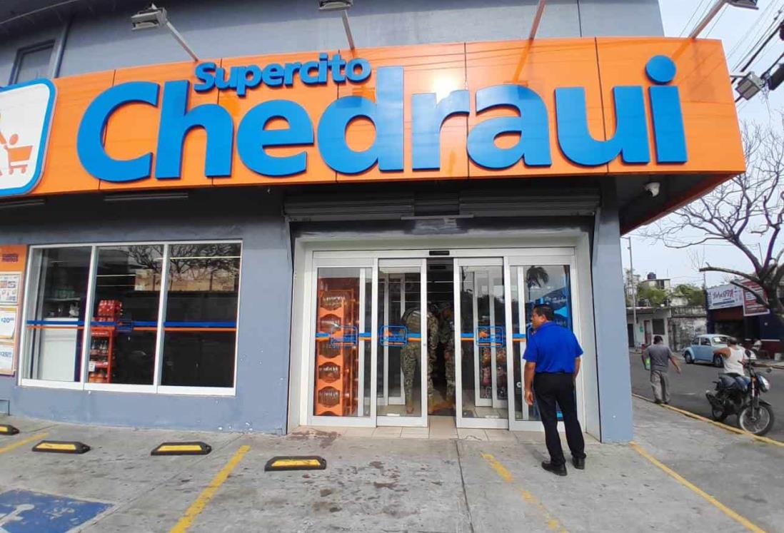 Asaltan tienda Super Chedraui en el Centro de Veracruz