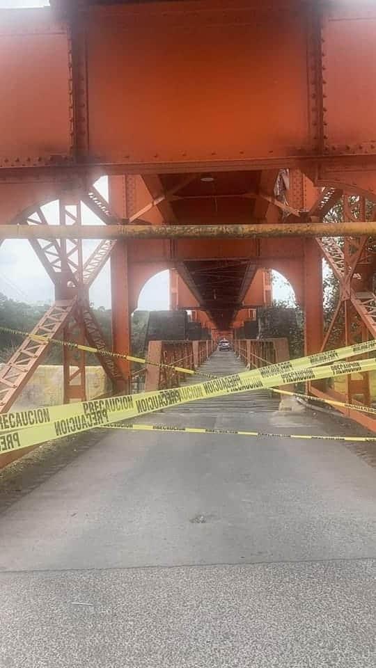 Ciudadanos de Soledad de Doblado exigen reparación del puente Gran Maestre